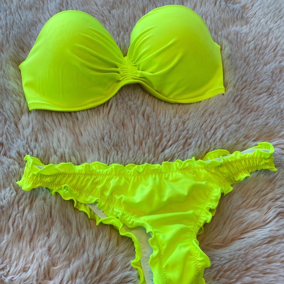 Neon yellow bikini Victorias Secret ruched bottom - Picture 7 of 8